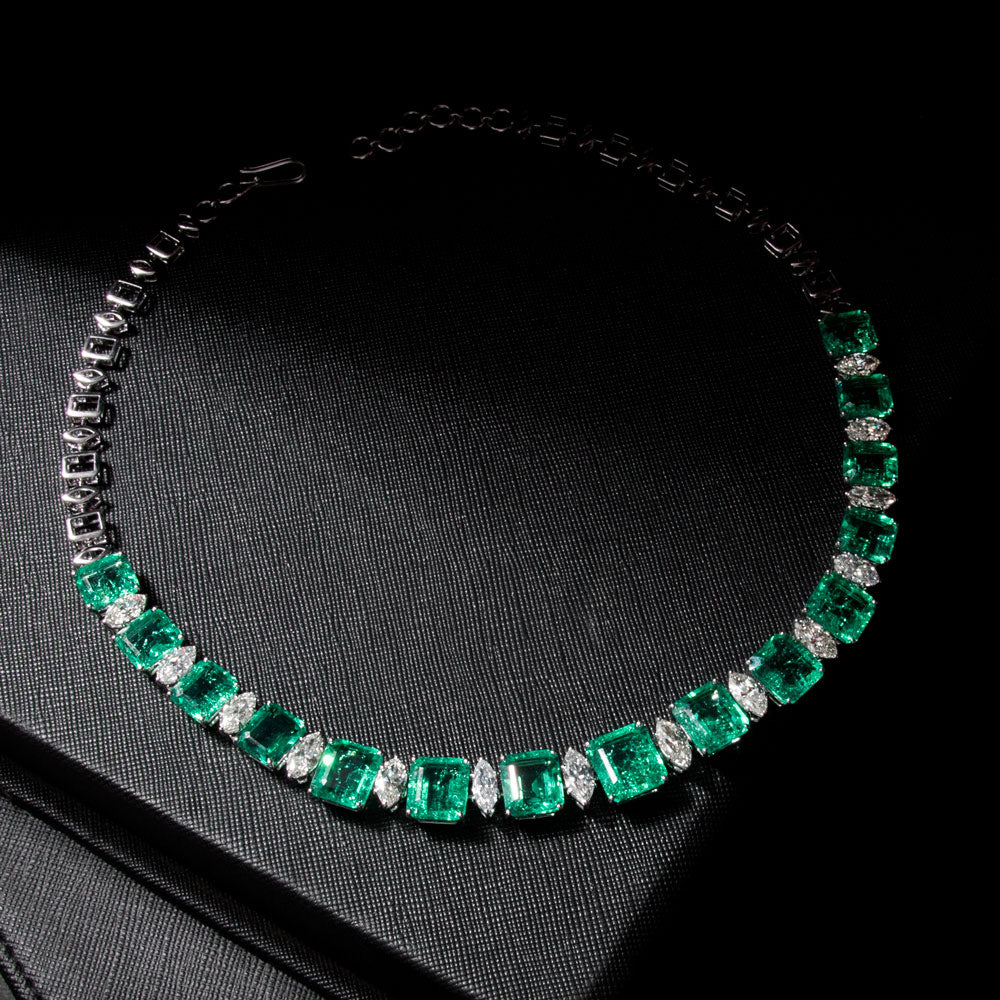 18K White Gold Diamond Necklace - 10.07ct VVS-VS-HI with Colour Stones