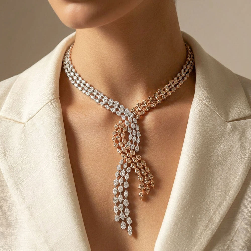 9K Two Tone Gold Diamond Necklace - 27.15ct SI-WK