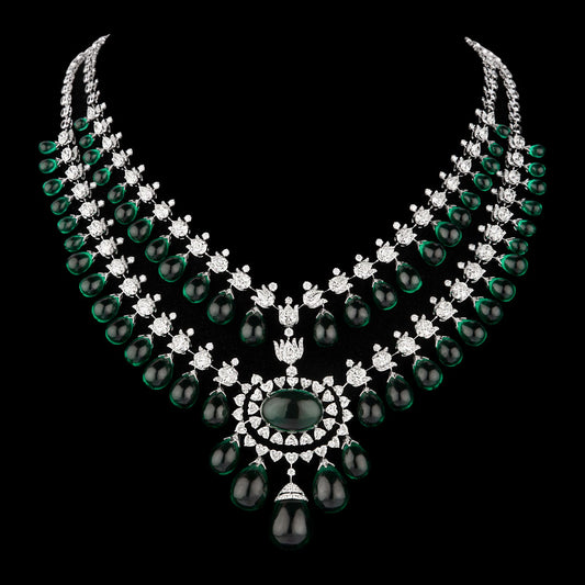 18K White Gold Diamond Necklace - 33.244ct VVS-VS-HI with Colour Stones
