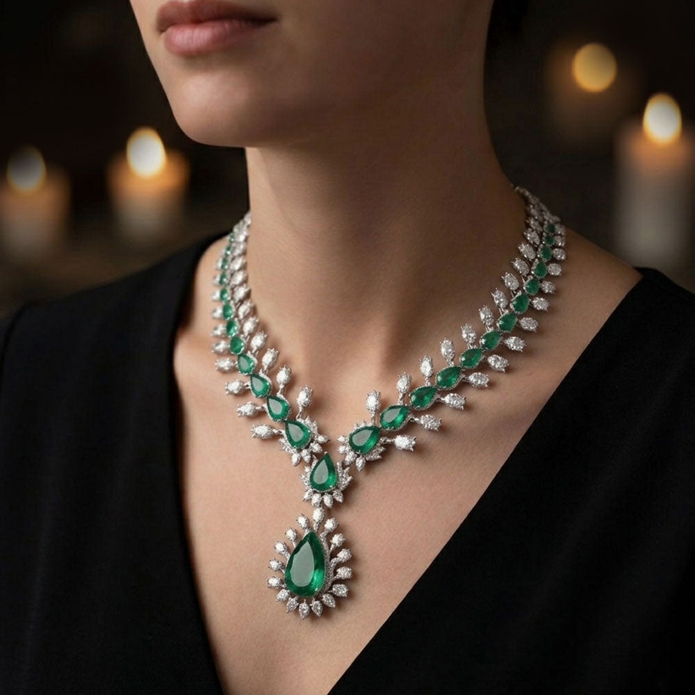 18K White Gold Diamond Necklace - 29.167ct VVS-VS-GH with Colour Stones