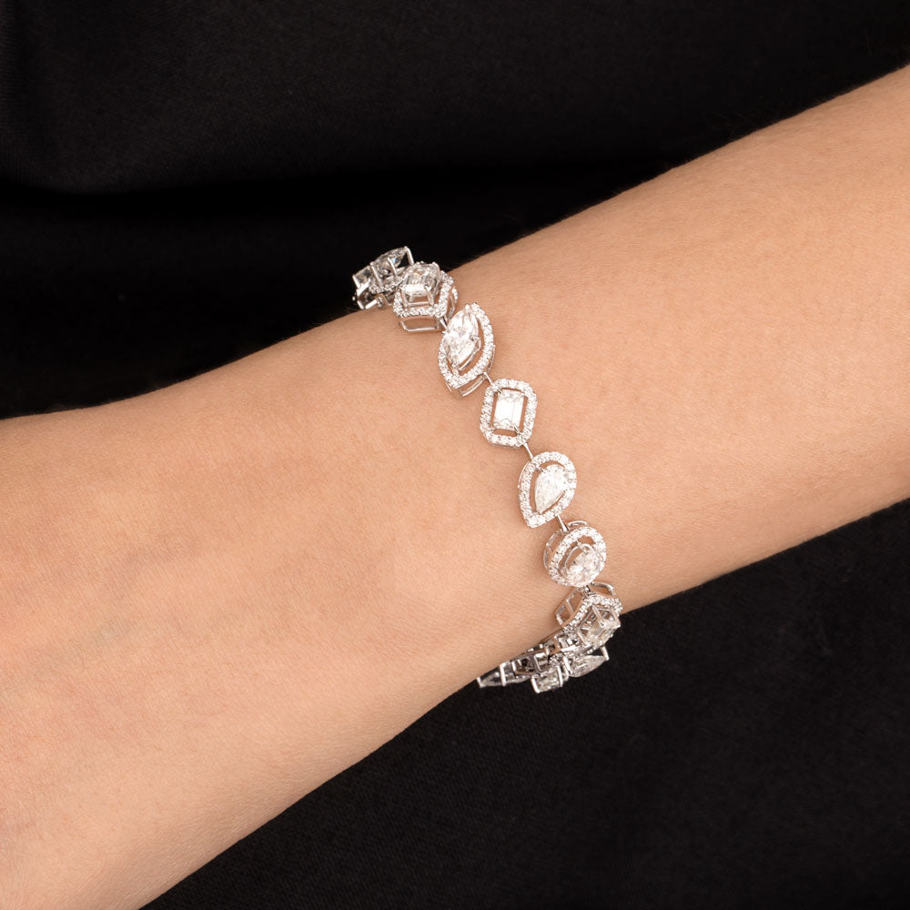 18K White Gold Diamond Bracelet - 7.271ct VS-SI-GH