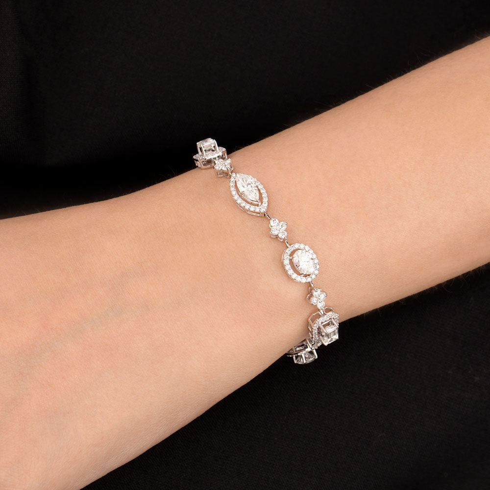 18K White Gold Diamond Bracelet - 6.592ct VS-SI-GH