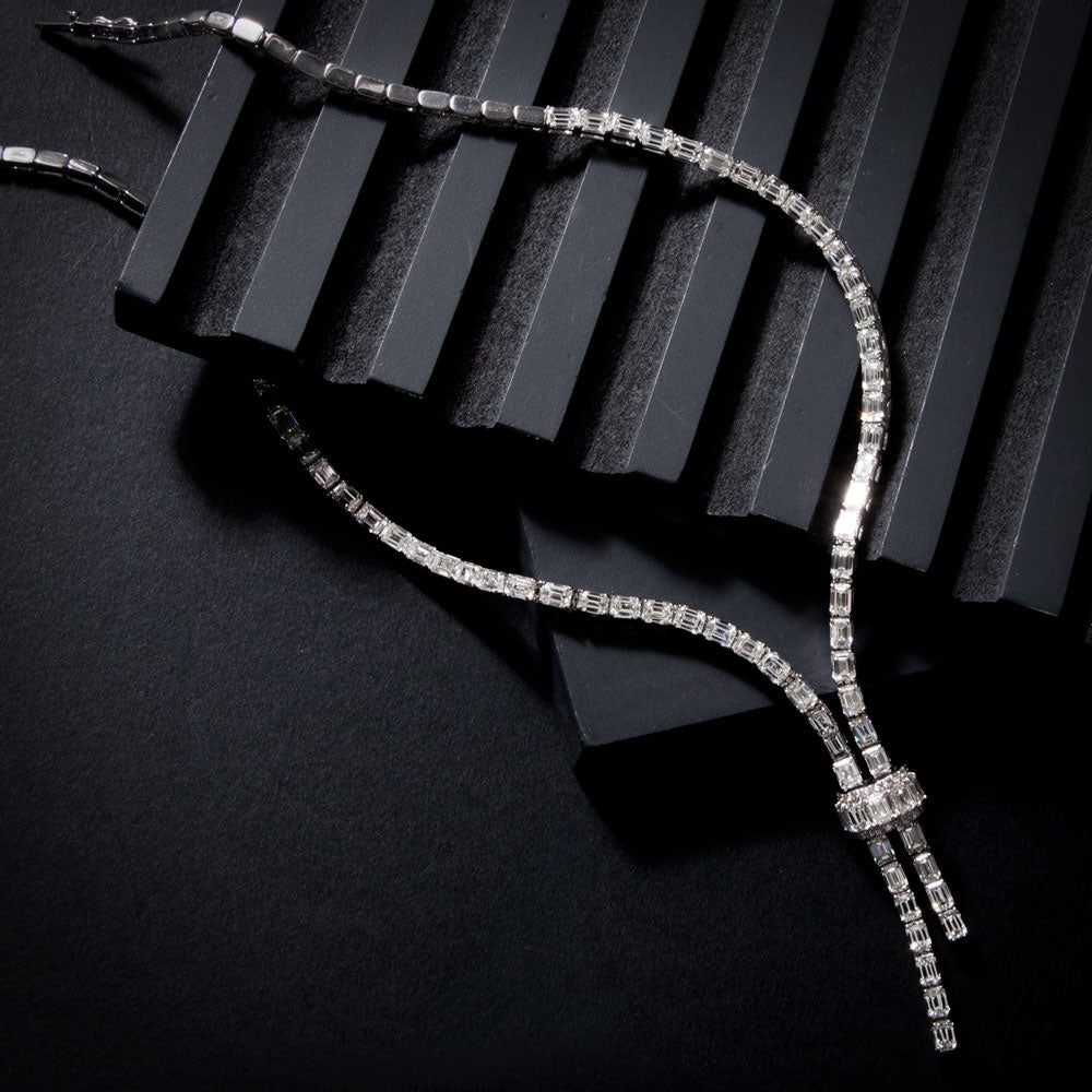 18K White Gold Diamond Necklace - 19.193ct VVS-VS-GHI