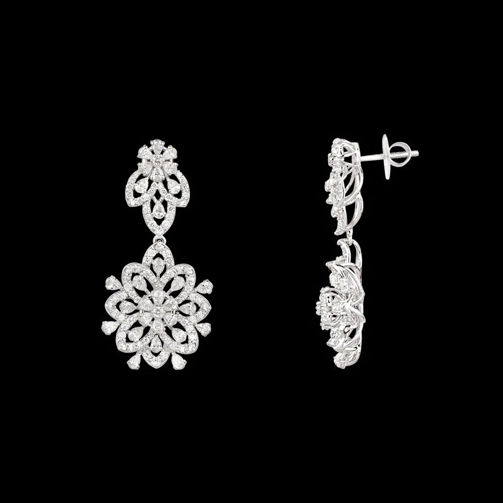 18K White Gold Diamond Necklace - 4.216ct VVS-FG