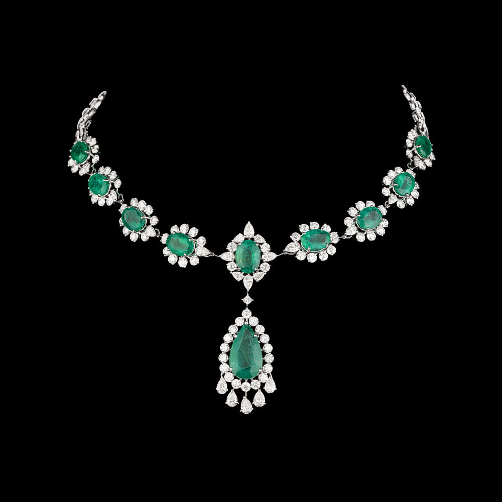 18K White Gold Diamond Necklace - 18.825ct VVS-VS-HI with Colour Stones
