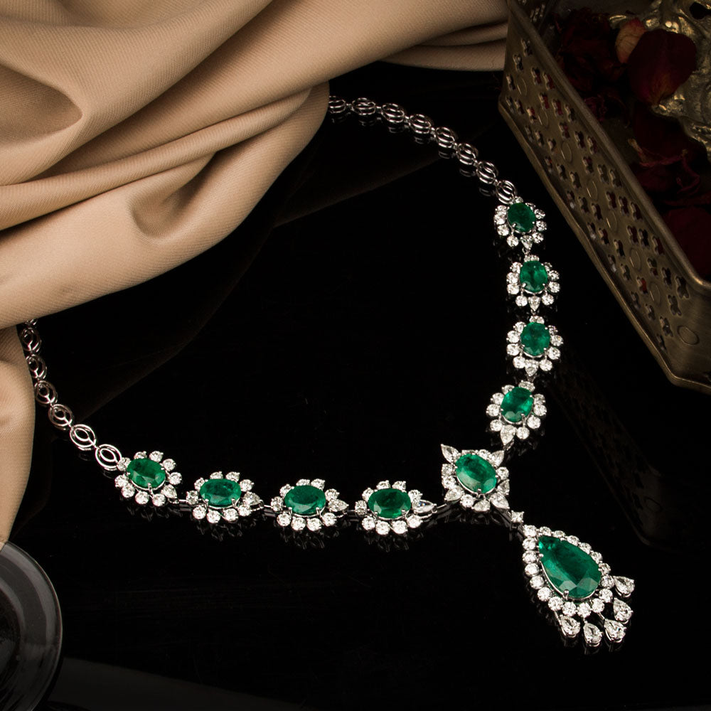 18K White Gold Diamond Necklace - 18.825ct VVS-VS-HI with Colour Stones