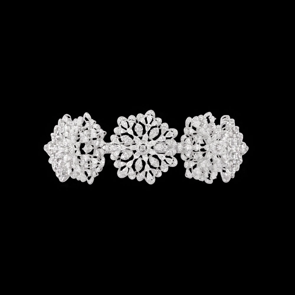 14K White Gold Diamond Bangle - 18.23ct VS-SI-FG