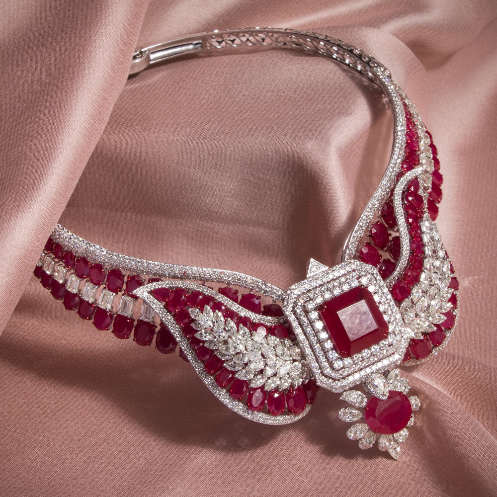 18K White Gold Diamond Necklace - 41.238ct VVS-VS-IJ with Colour Stones