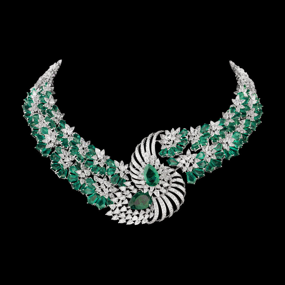 18K White Gold Diamond Necklace - 31.114ct VVS-EF with Colour Stones