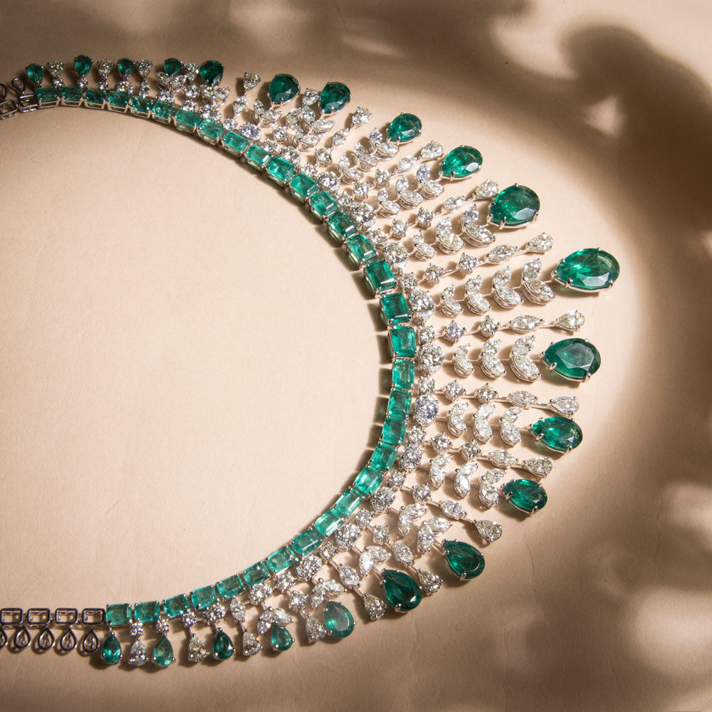 18K White Gold Diamond Necklace - 39.309ct VVS-VS-IJ with Colour Stones