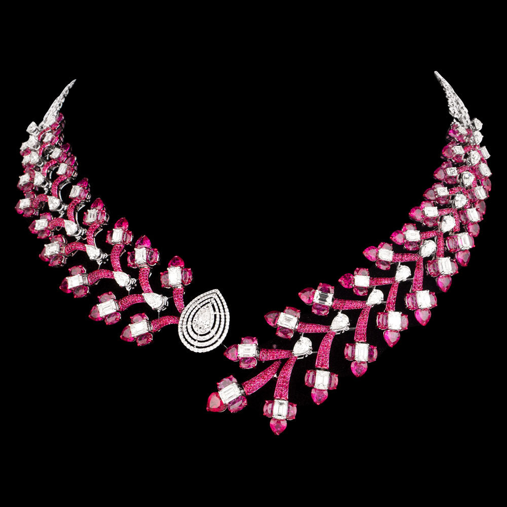 18K White Gold Diamond Necklace - 19.866ct VVS-VS-HI with Colour Stones