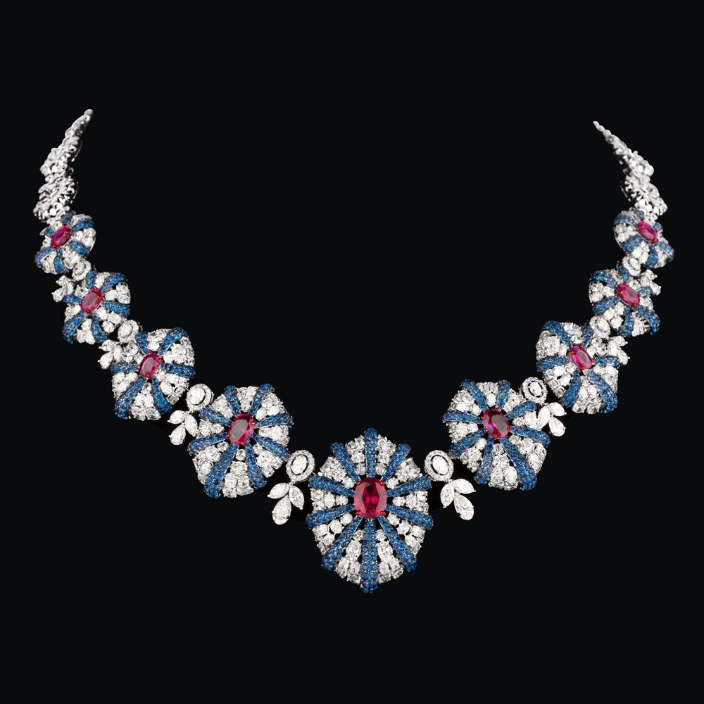 18K White Gold Diamond Necklace - 23.87ct VVS-VS-IJ with Colour Stones
