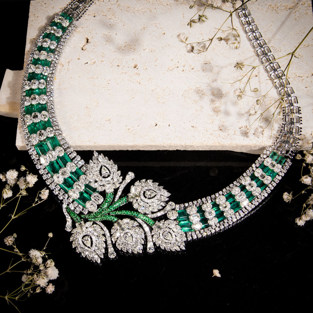 18K White Gold Diamond Necklace - 28.369ct VS-SI-HI with Colour Stones