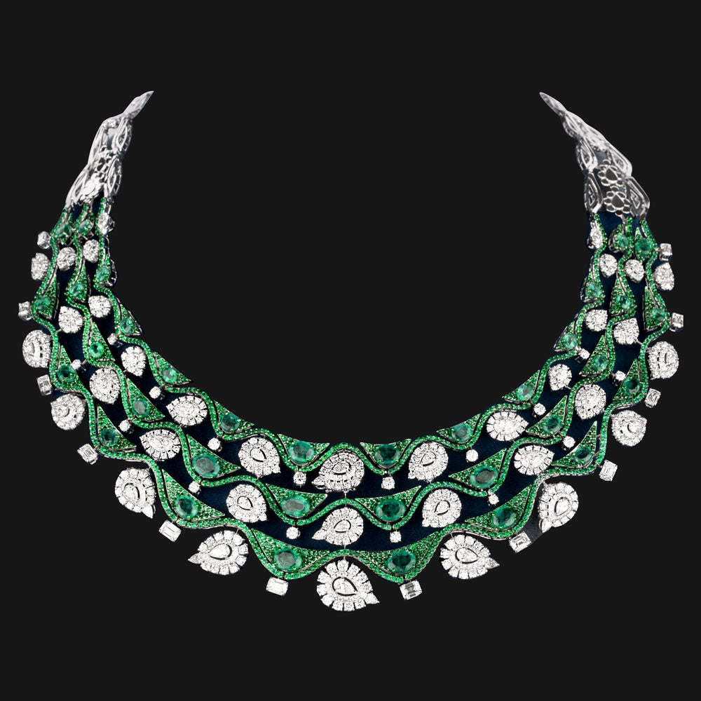 18K White Gold Diamond Necklace - 18.15ct VVS-VS-JK with Colour Stones