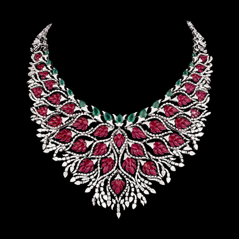 18K White Gold Diamond Necklace - 28.898ct VVS-EF with Colour Stones