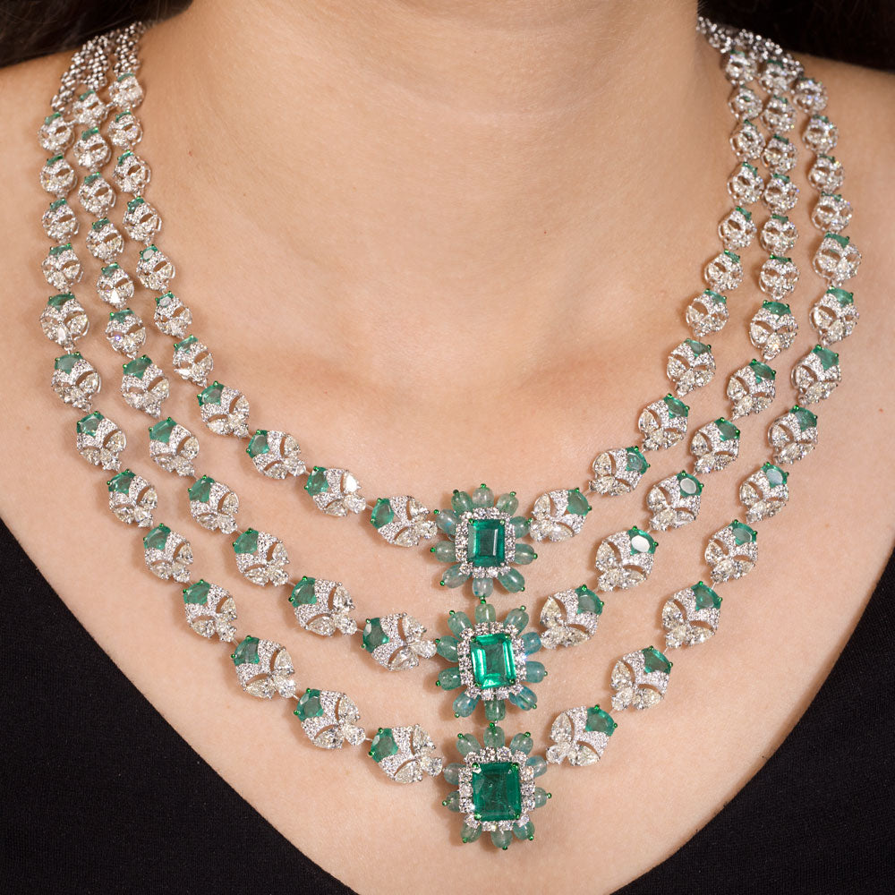 18K White Gold Diamond Necklace - 34.414ct VVS-VS-IJ with Colour Stones