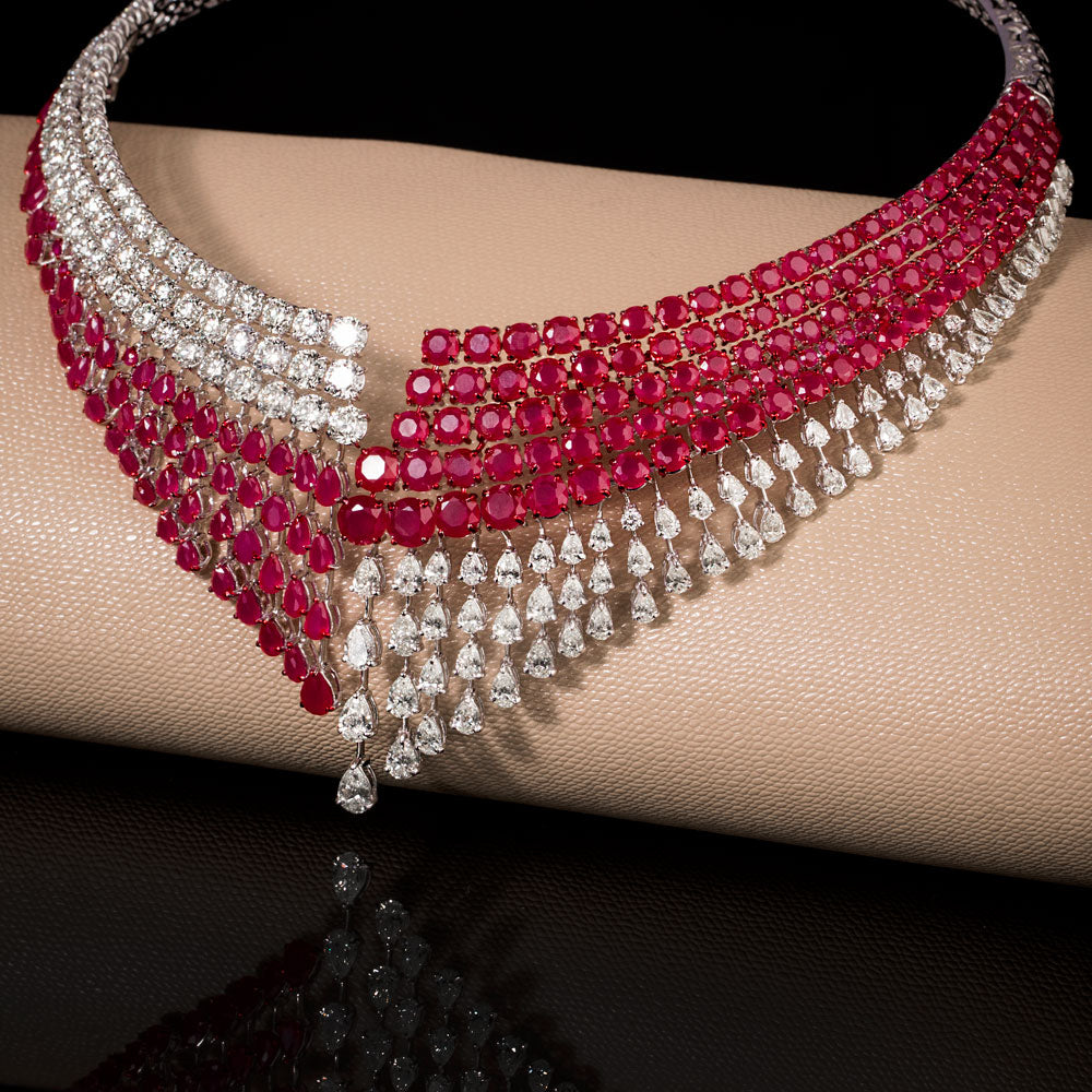 18K White Gold Diamond Necklace - 25.25ct VS-SI-IJ with Colour Stones
