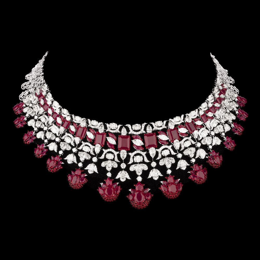 18K White Gold Diamond Necklace - 34.339ct VVS-VS-IJ with Colour Stones