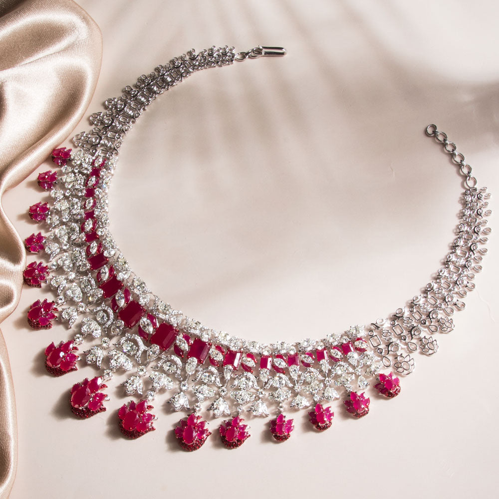 18K White Gold Diamond Necklace - 34.339ct VVS-VS-IJ with Colour Stones
