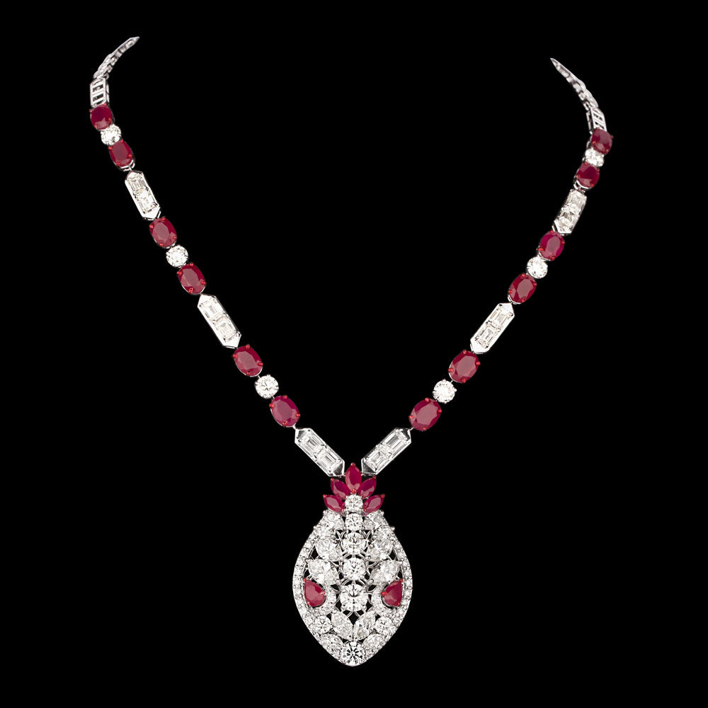 18K White Gold Diamond Necklace - 17.744ct VVS-VS-IJ with Colour Stones