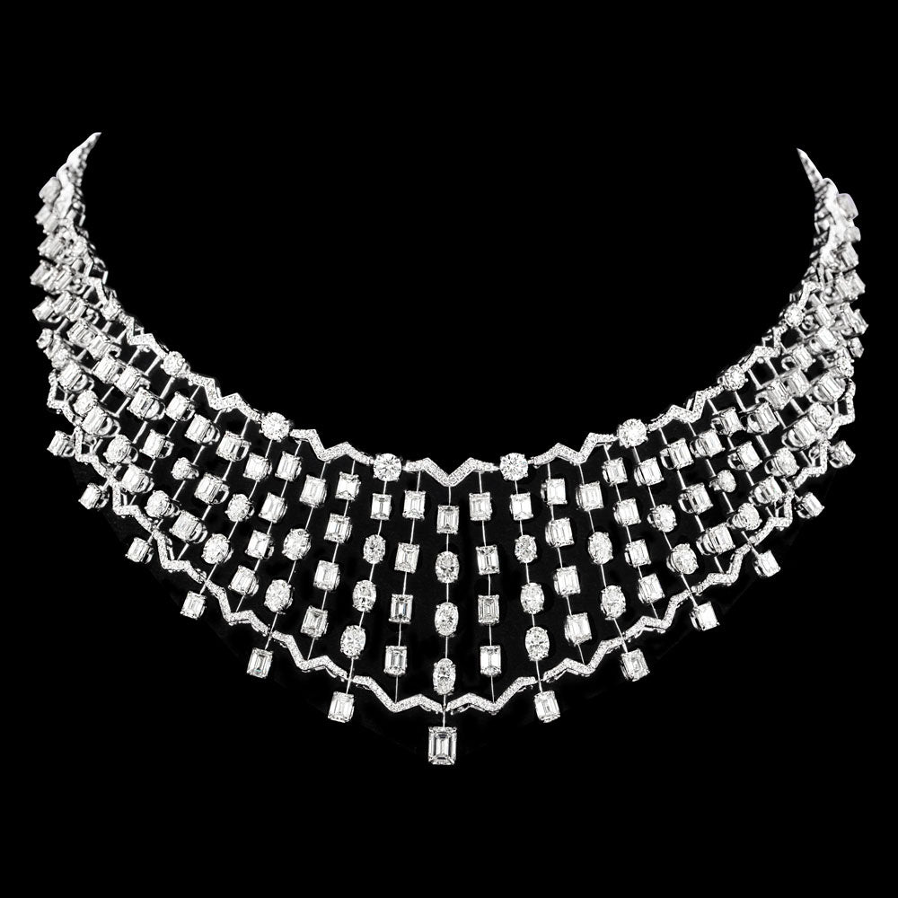 14K White Gold Diamond Necklace - 29.04ct VVS-VS-HI