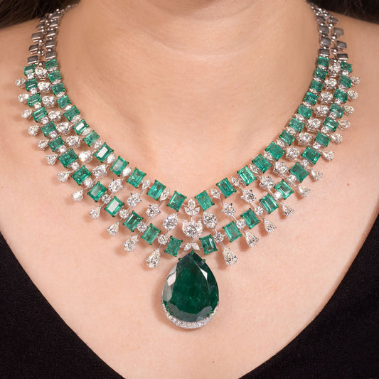 18K White Gold Diamond Necklace - 21.725ct VVS-VS-HI with Colour Stones