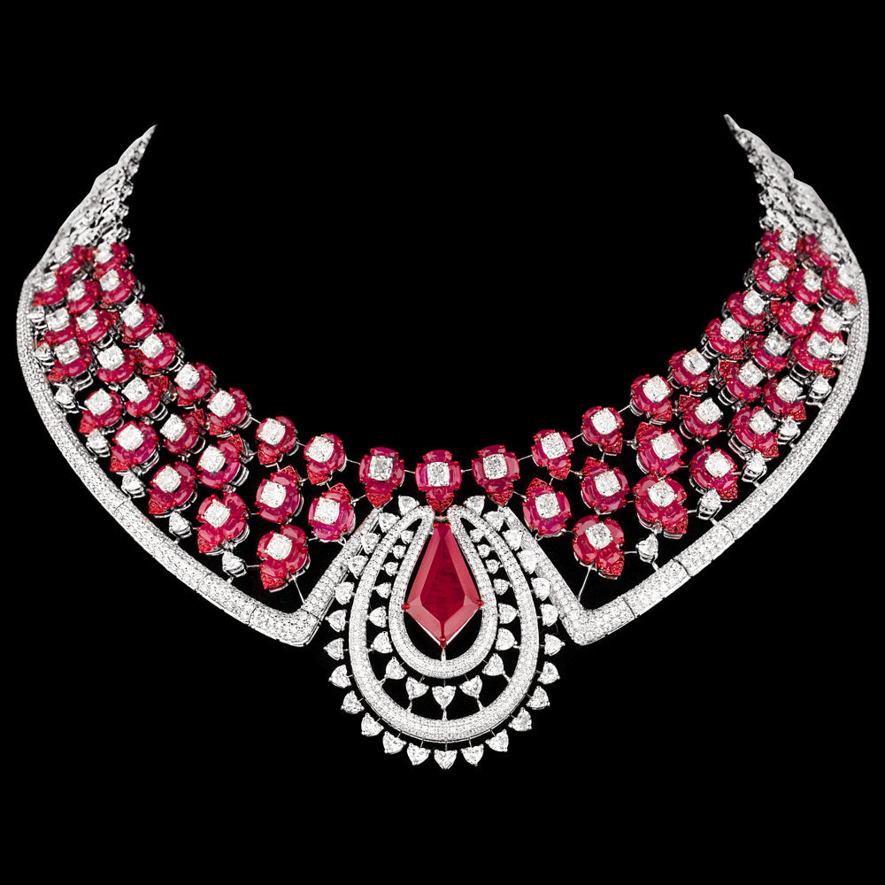 18K White Gold Diamond Necklace - 38.709ct VVS-VS-FG with Colour Stones