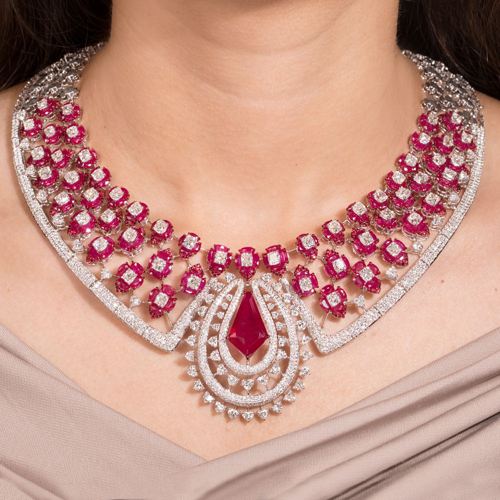 18K White Gold Diamond Necklace - 38.709ct VVS-VS-FG with Colour Stones