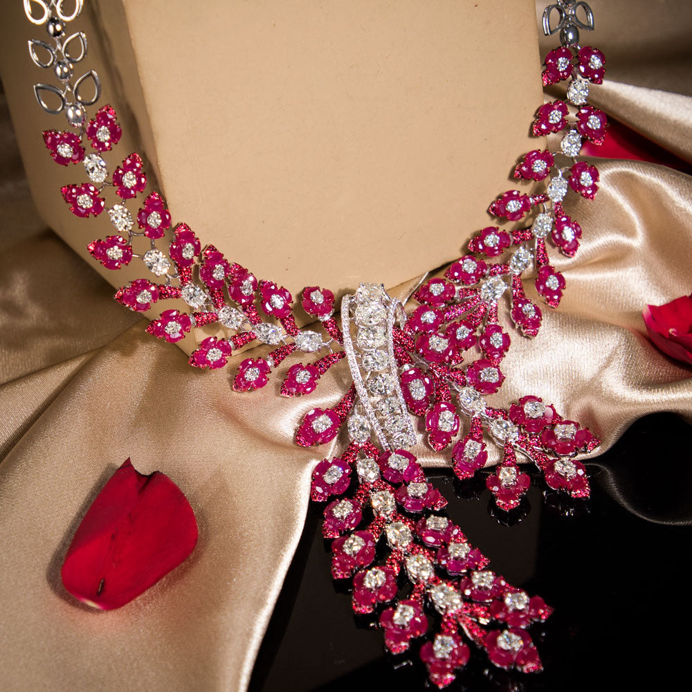 18K White Gold Diamond Necklace - 27.095ct VVS-VS-HI with Colour Stones