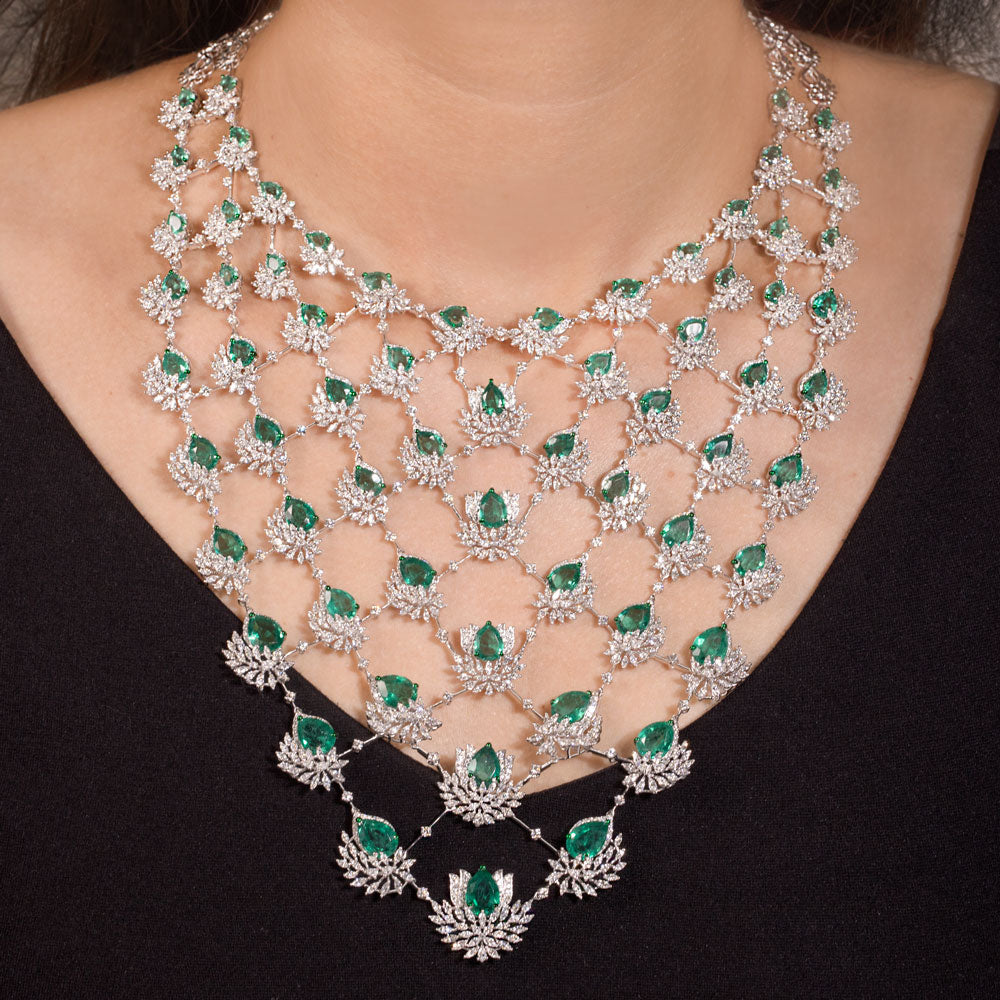 18K White Gold Diamond Necklace - 20.152ct VVS-EF