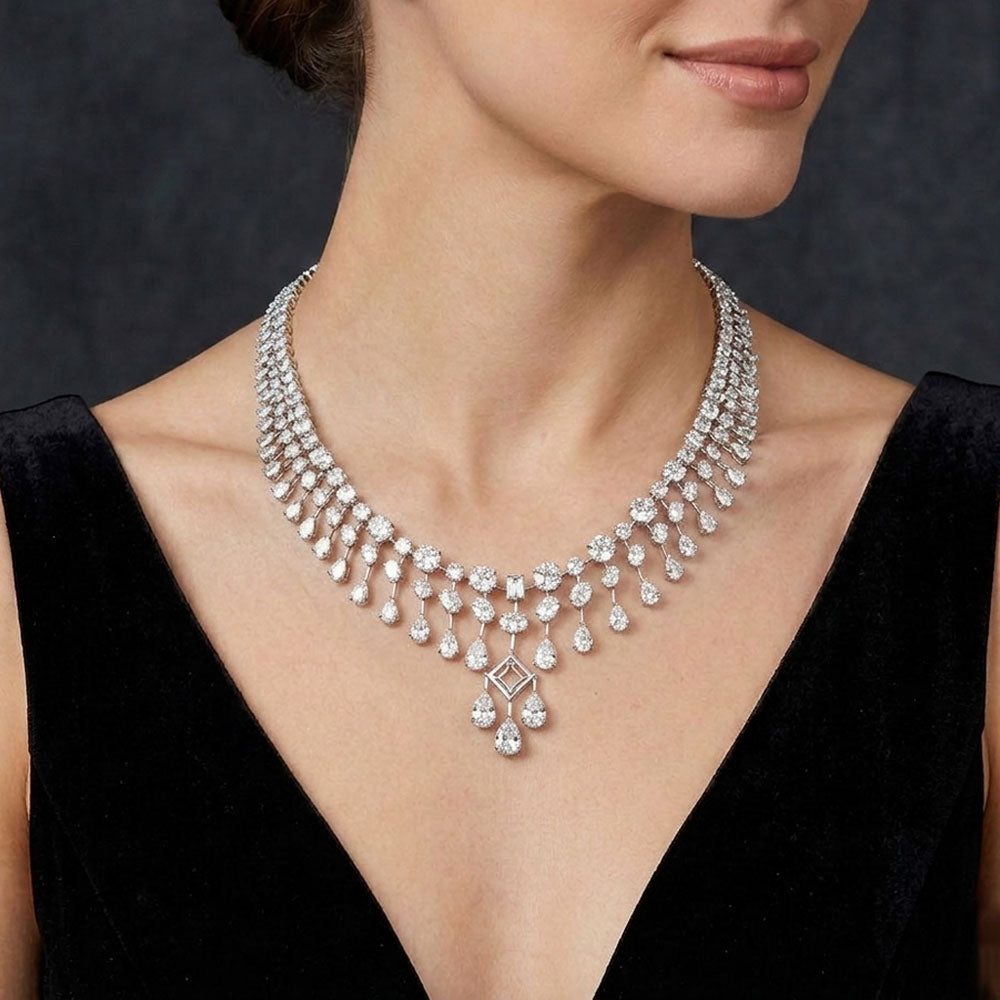 18K White Gold Diamond Necklace - 31.652ct VS-SI-GH
