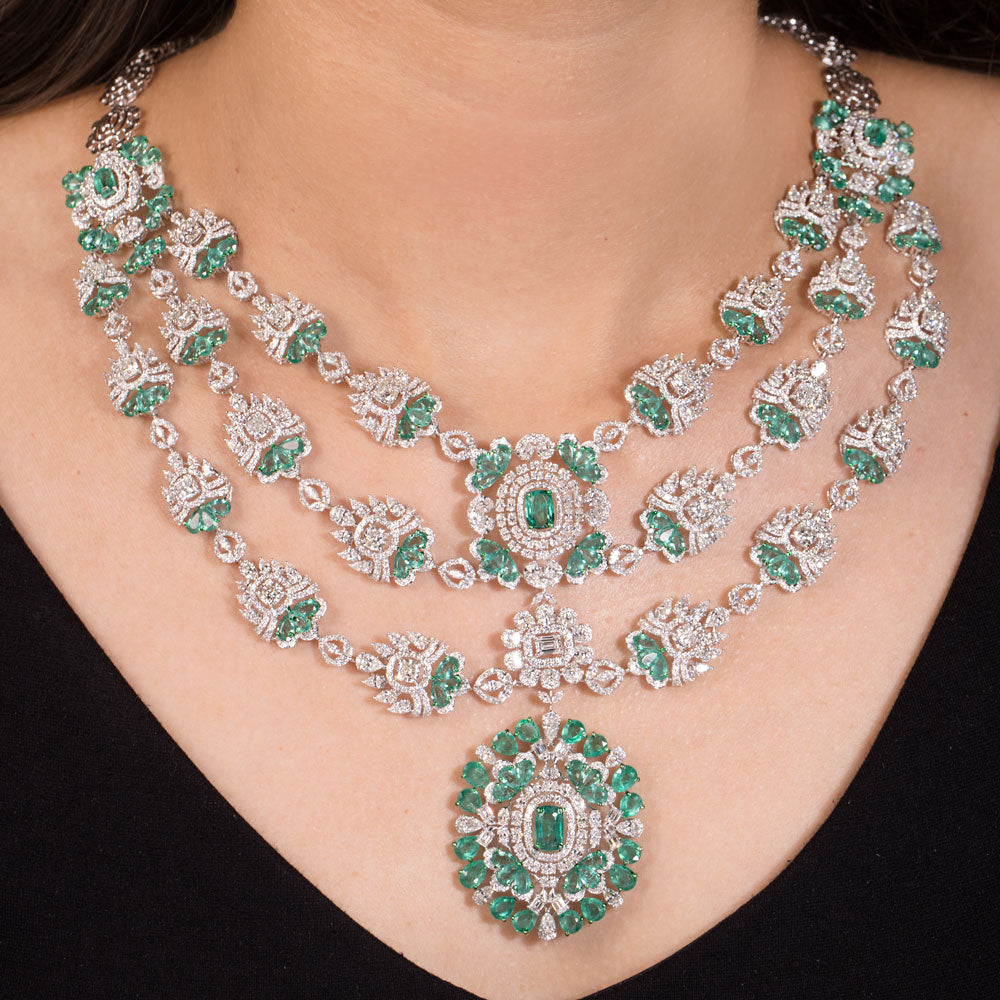 18K White Gold Diamond Necklace - 33.306ct VS-SI-EF with Colour Stones
