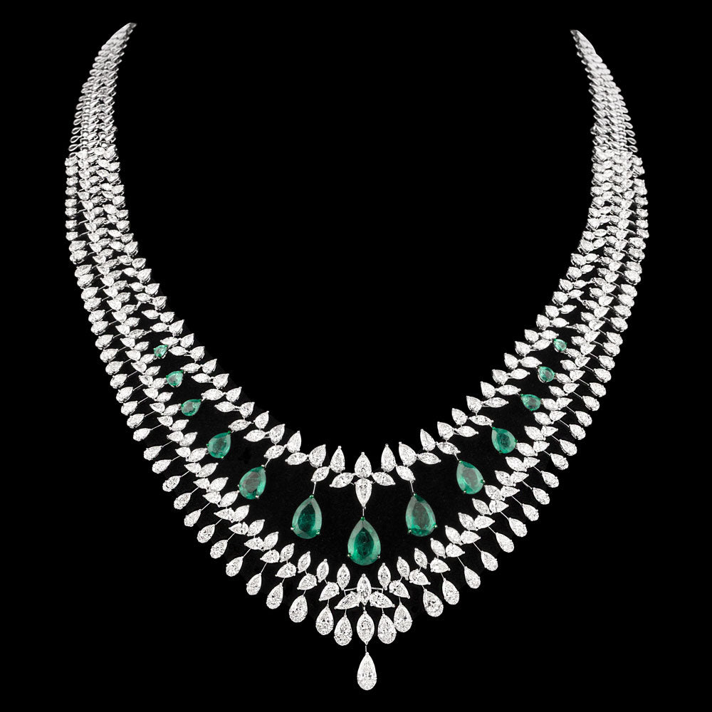 18K White Gold Diamond Necklace - 77.27ct VVS-VS-IJ