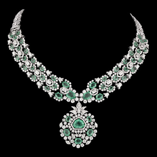 18K White Gold Diamond Necklace - 29.934ct VVS-VS-HI with Colour Stones