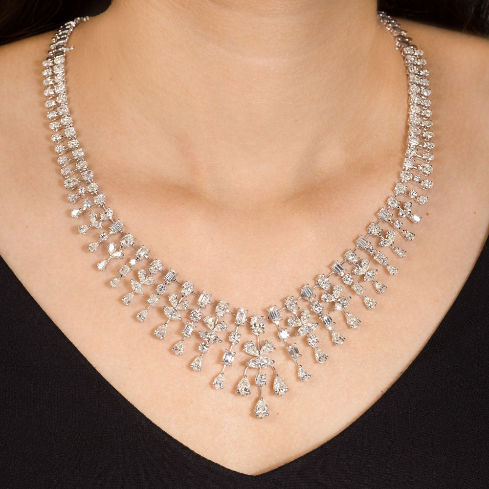 18K White Gold Diamond Necklace - 34.384ct VVS-VS-HI