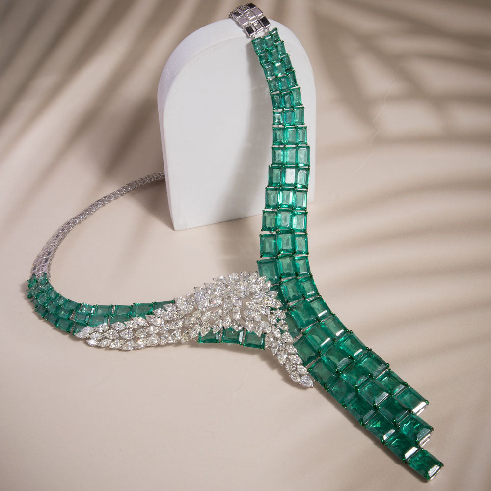 18K White Gold Diamond Necklace - 19.687ct VS-SI-IJ with Colour Stones