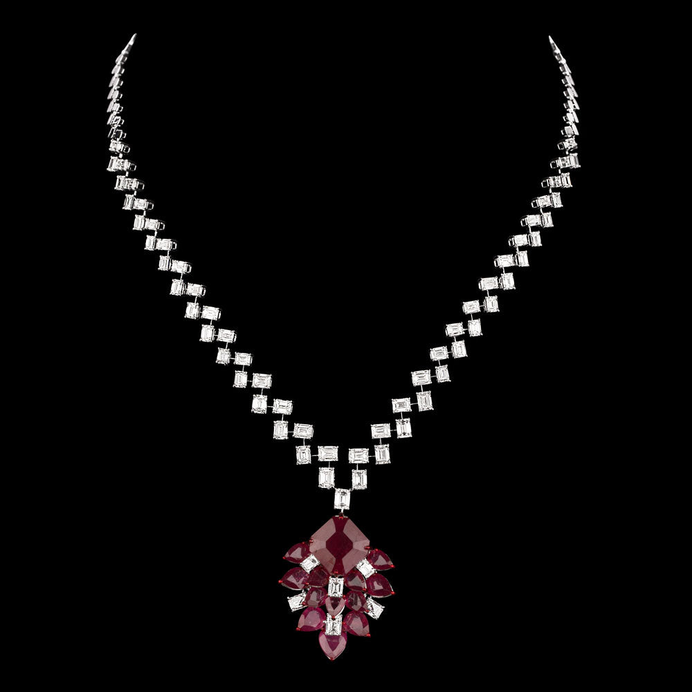 18K White Gold Diamond Necklace - 19.12ct VVS-VS-GH with Colour Stones