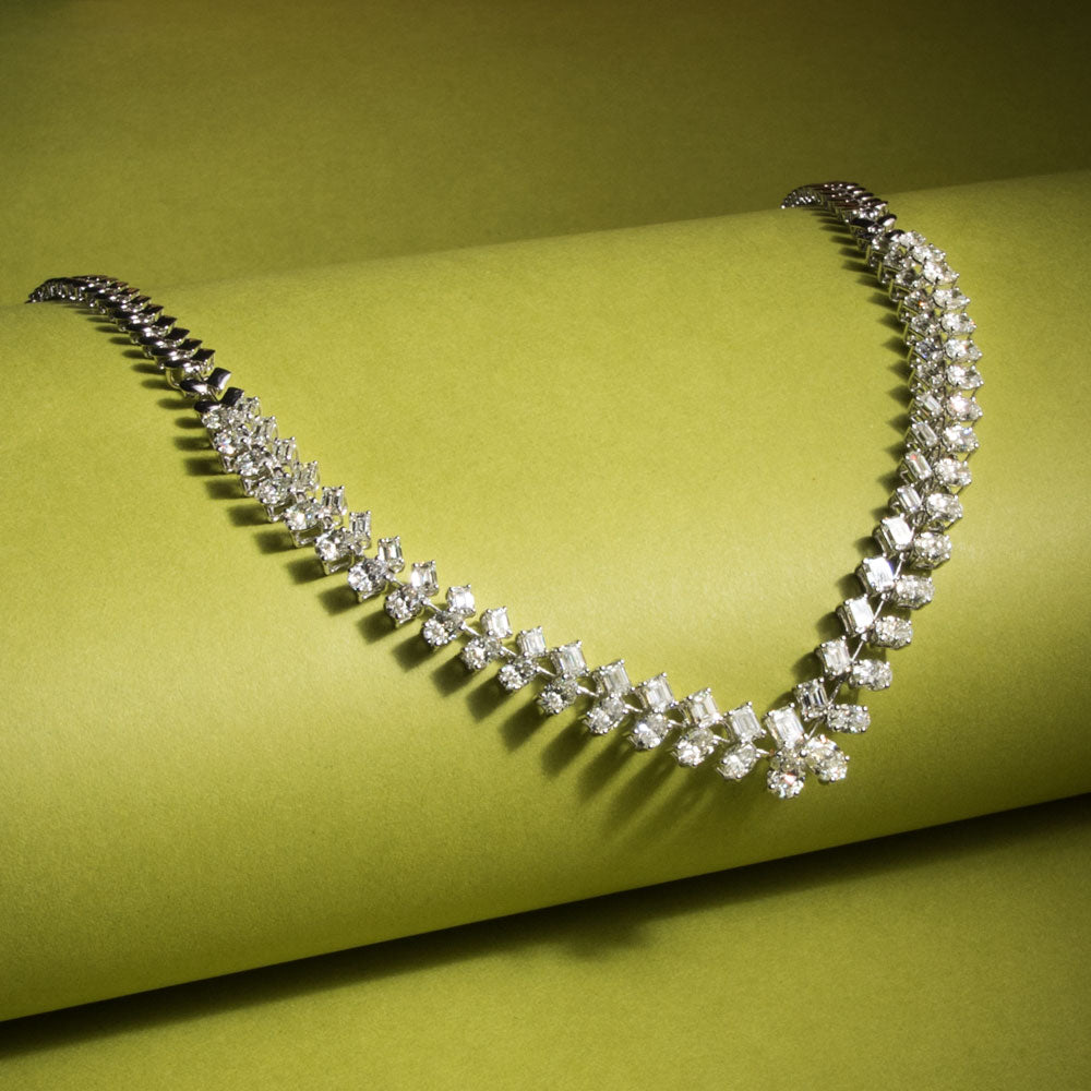 18K White Gold Diamond Necklace - 14.34ct VVS-VS-GH