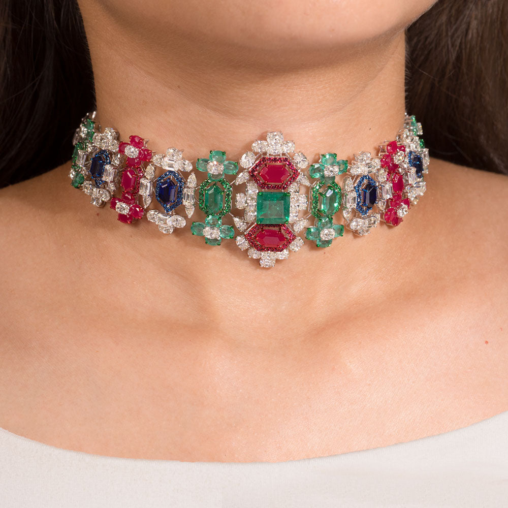 18K White Gold Diamond Necklace - 22.713ct VVS-VS-HI with Colour Stones