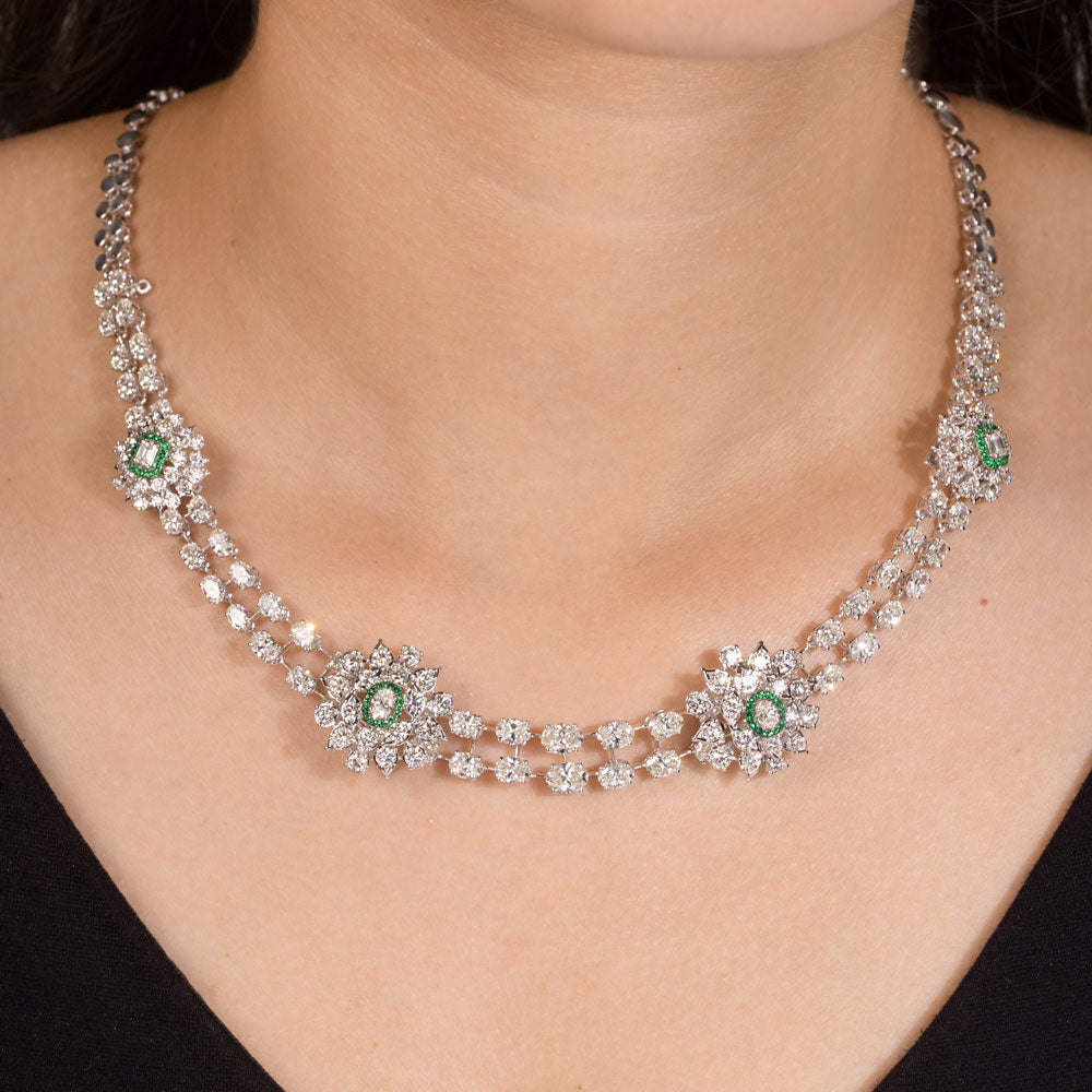 18K White Gold Diamond Necklace - 21.92ct VVS-VS-HI with Colour Stones