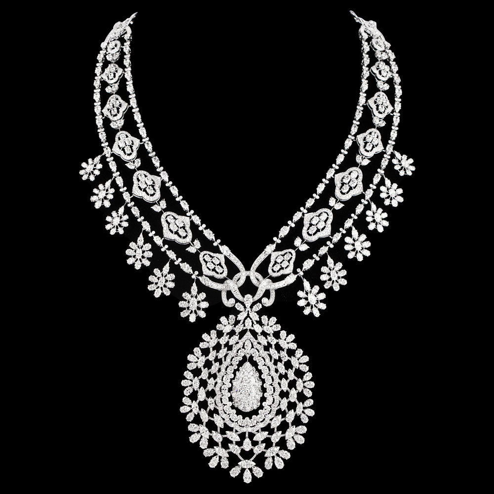 18K White Gold Diamond Necklace - 102.159ct VS-SI-GH