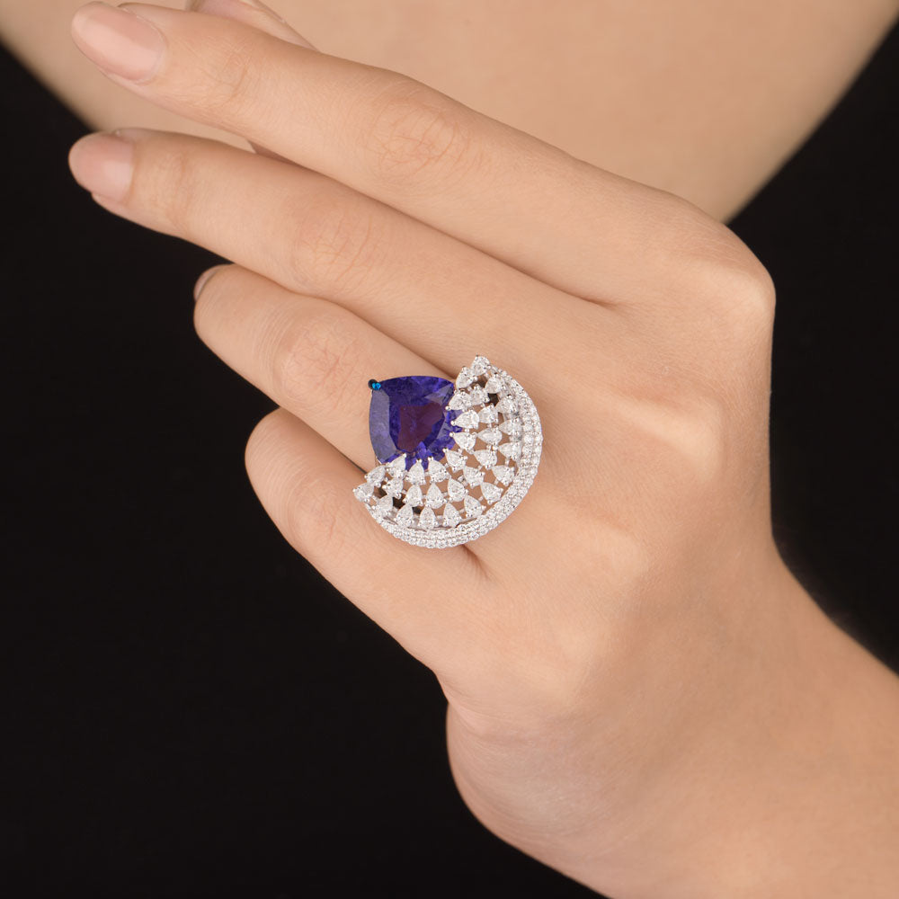 18K White Gold Diamond Ring - 1.932ct VVS-VS-EF with Colour Stones