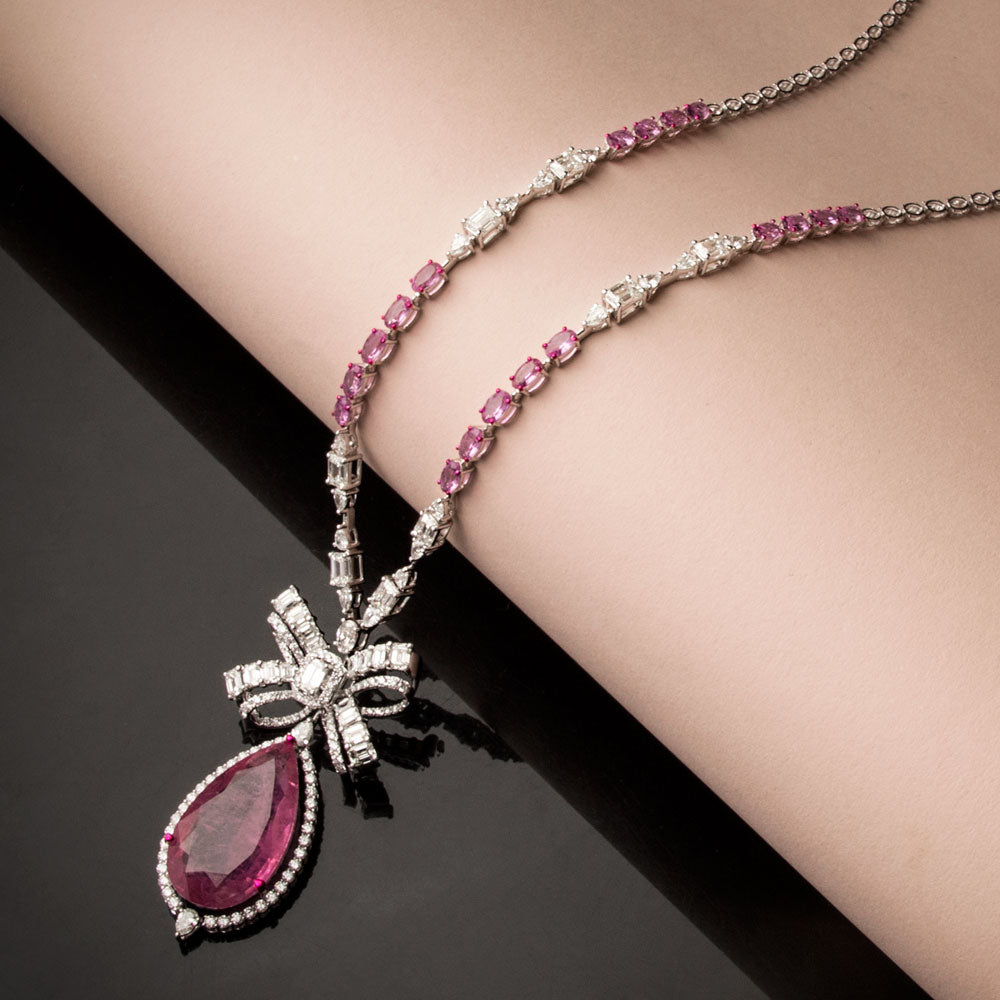 18K White Gold Diamond Necklace - 8.74ct VVS-VS-GH with Colour Stones