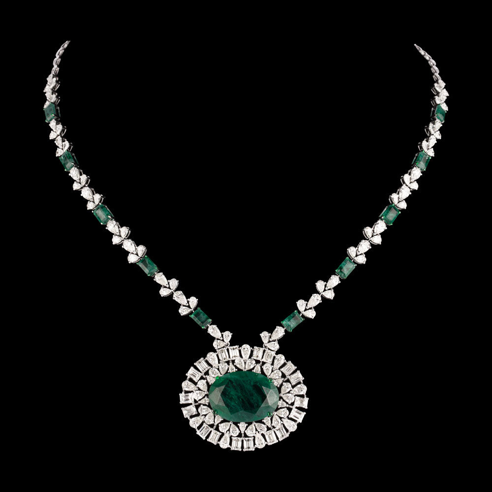 18K White Gold Diamond Necklace - 17.09ct VVS-VS-IJ with Colour Stones