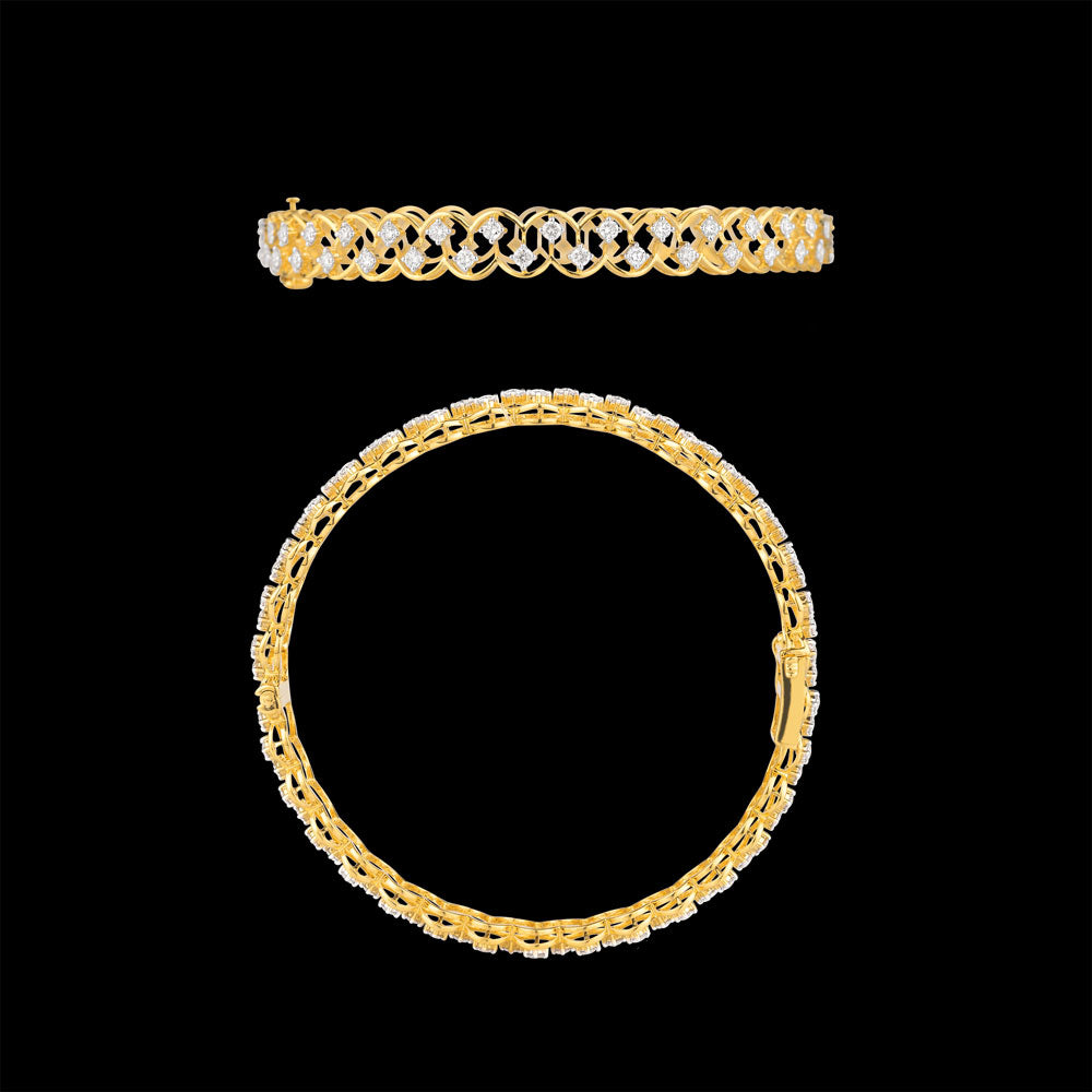 18K Yellow Gold Diamond Bangle - 3.95ct VVS-VS-GH