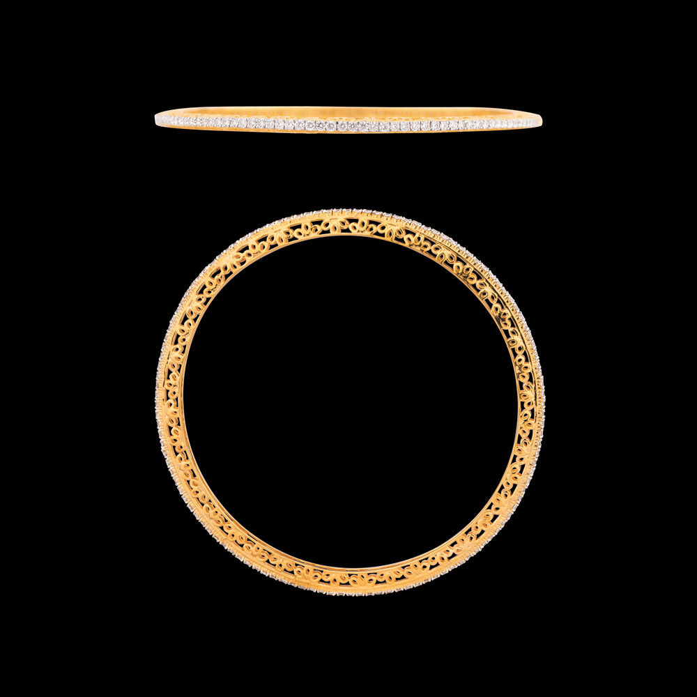 18K Yellow Gold Diamond Bangle - 2.156ct VVS-VS-IJ