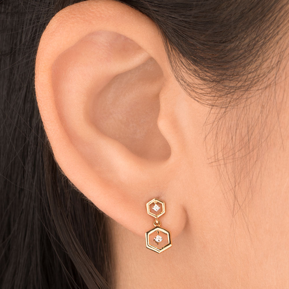 14K Yellow Gold Diamond Earrings - 0.041ct VVS-VS-GH