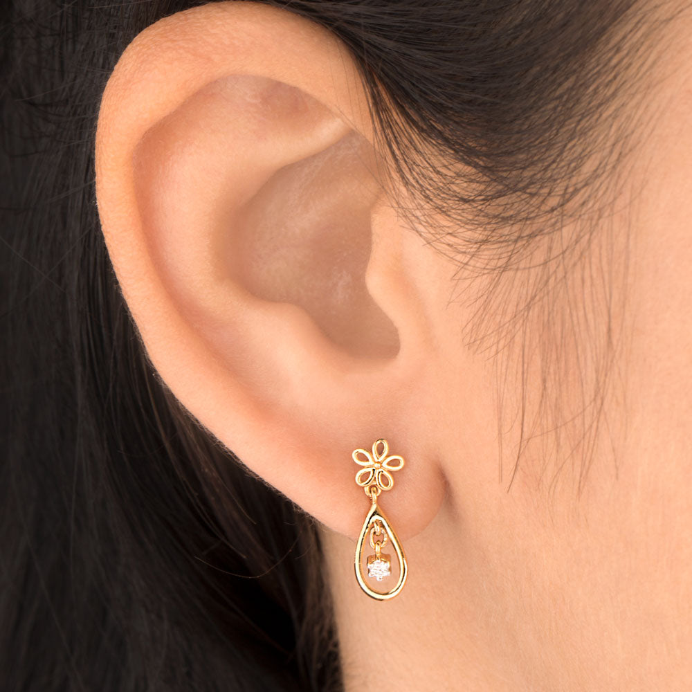 14K Yellow Gold Diamond Earrings - 0.049ct VVS-VS-GH