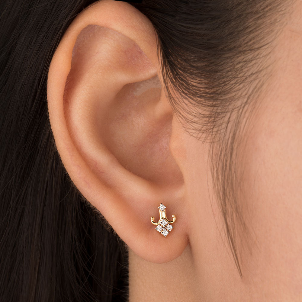 18K Yellow Gold Diamond Earrings - 0.071ct VS-SI-FG