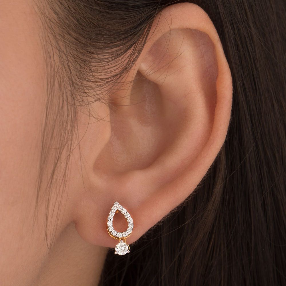 18K Yellow Gold Diamond Earrings - 0.435ct VVS-VS-IJ